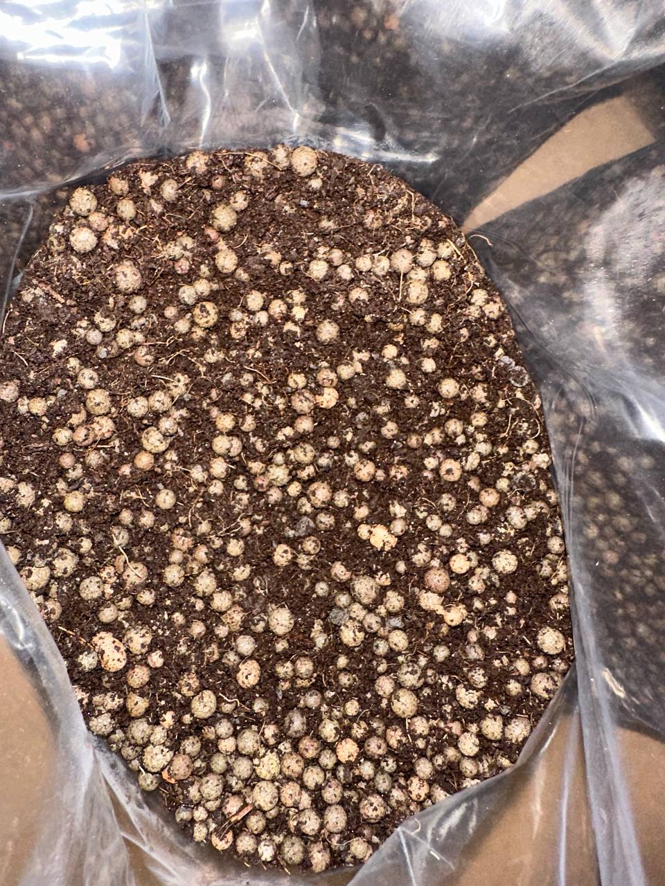 Кокосовый субстрат Plagron hydro cocos 60/40 5 л Кокосовый субстрат Plagron hydro cocos 60/40 5 л